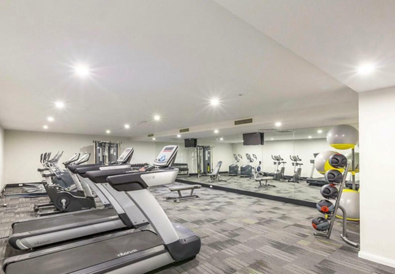 Governor Luxe 1 Bedroom Apartment In The Heart Of Barton Wifi Gym Wine Secure Parking Canberra Kingston Kültér fotó