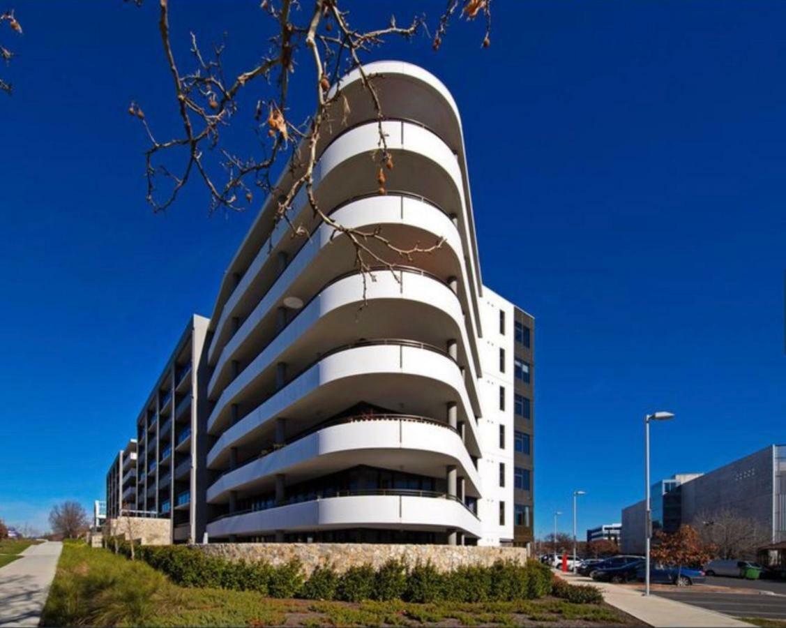 Governor Luxe 1 Bedroom Apartment In The Heart Of Barton Wifi Gym Wine Secure Parking Canberra Kingston Kültér fotó